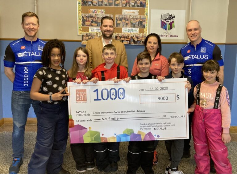 UNE ÉQUIPE DE CYCLISTES DE L’ENTREPRISE MÉTALUS FAIT LA DIFFÉRENCE!
